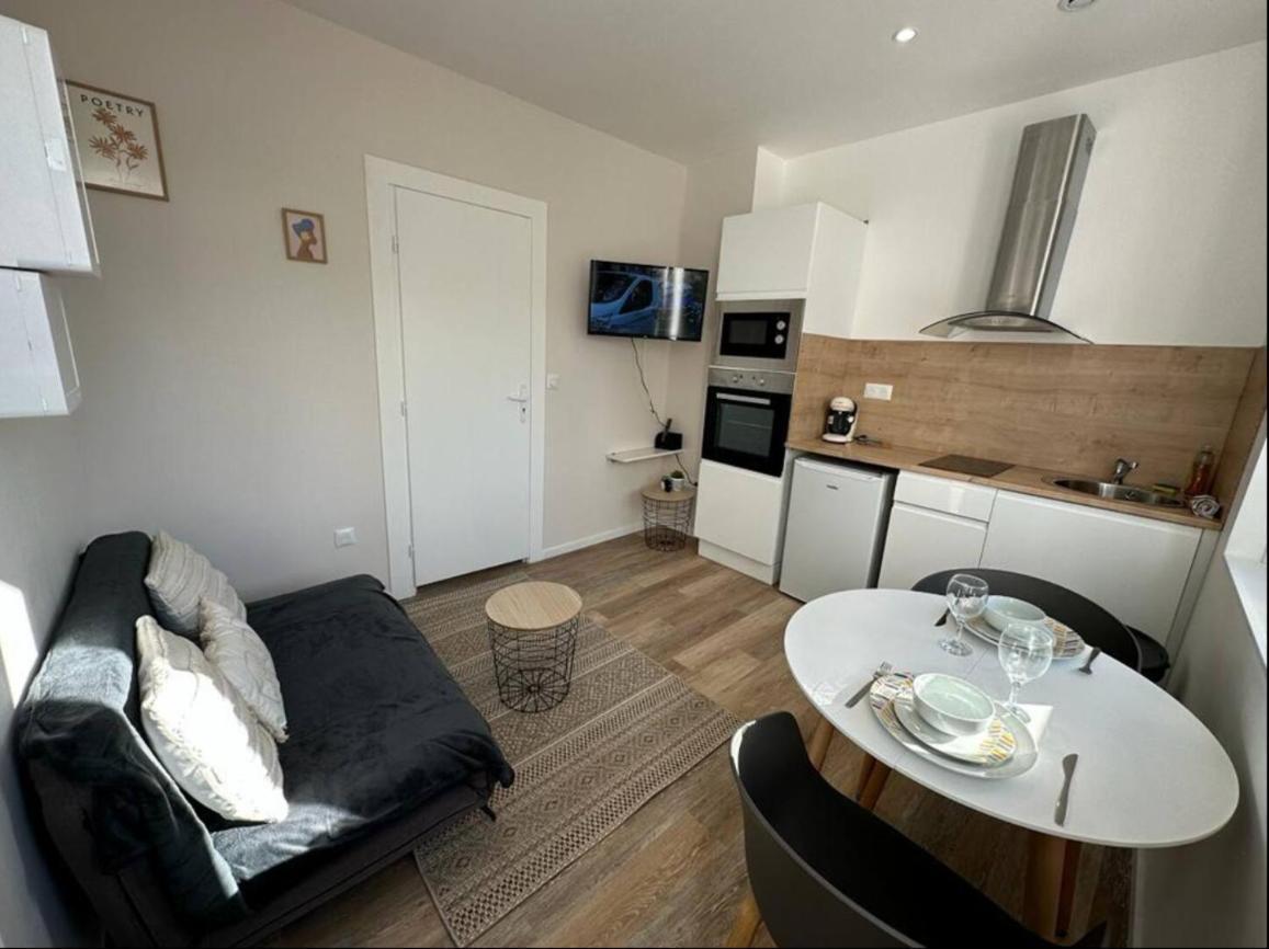 Lerelaisdodileqsl - Cambrai - Hyper Centre - Free Wifi - Ideal Couple & Famille Dış mekan fotoğraf